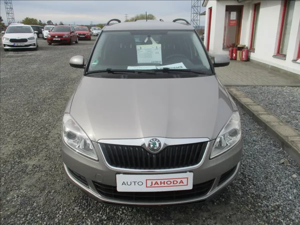 Škoda Fabia 1,2 TSI, digiklima,servis,tažn - foto 2