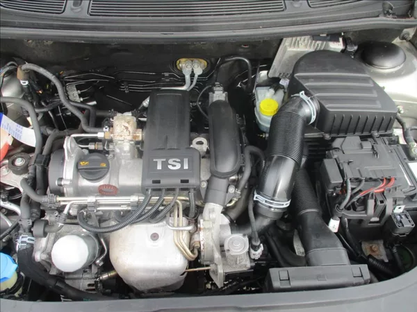 Škoda Fabia 1,2 TSI, digiklima,servis,tažn - foto 20