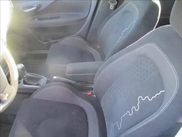 Fiat Punto 1,2 i, aut.klima,servis,1.maj, - foto 15