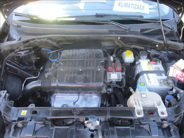 Fiat Punto 1,2 i, aut.klima,servis,1.maj, - foto 27