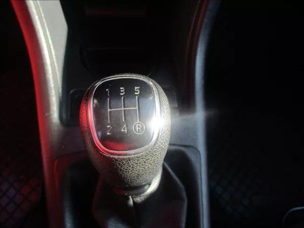 Škoda Citigo 1,0 i, 81 119km,servis,1.maj, - foto 16