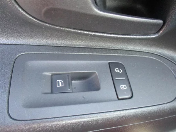 Škoda Citigo 1,0 i, 81 119km,servis,1.maj, - foto 19