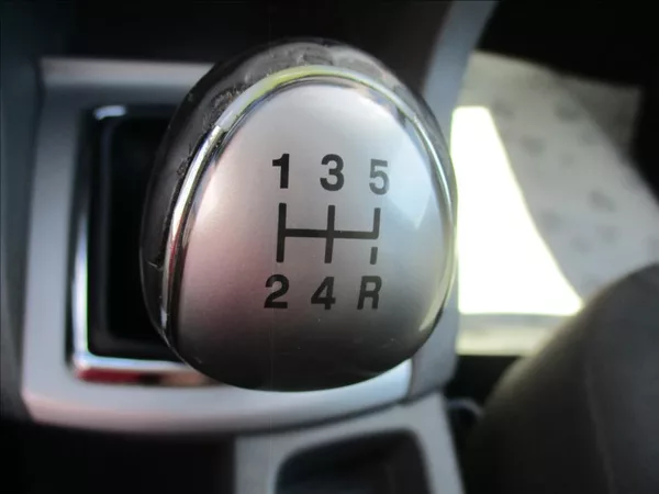Ford Focus 1,6 i, klima, serv. kniha, - foto 23