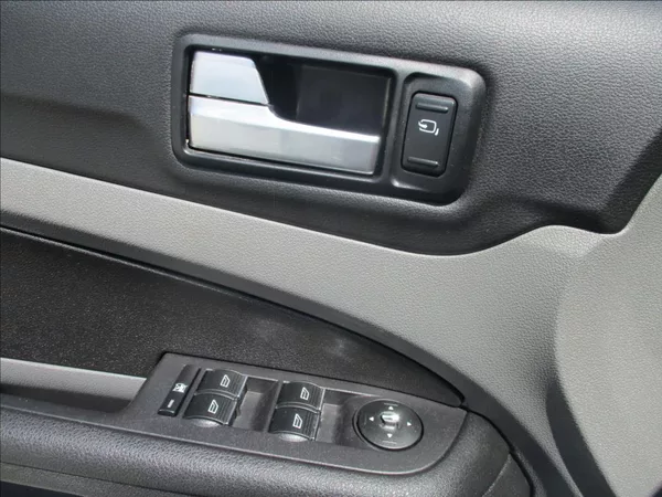 Ford Focus 1,6 i, klima, serv. kniha, - foto 26