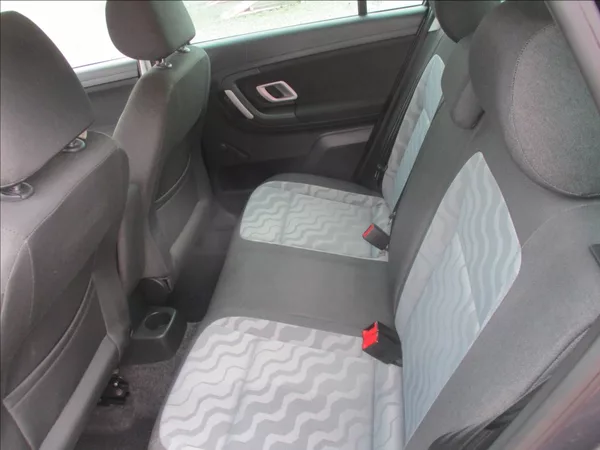 Škoda Fabia 1,4 i 16V, klima, ABS, ESP, - foto 11
