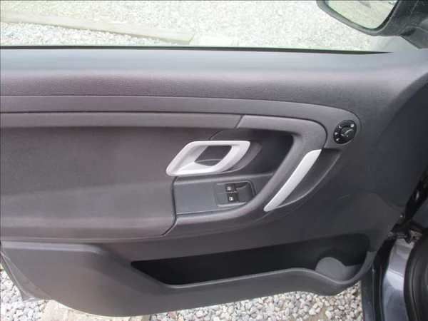 Škoda Fabia 1,4 i 16V, klima, ABS, ESP, - foto 12