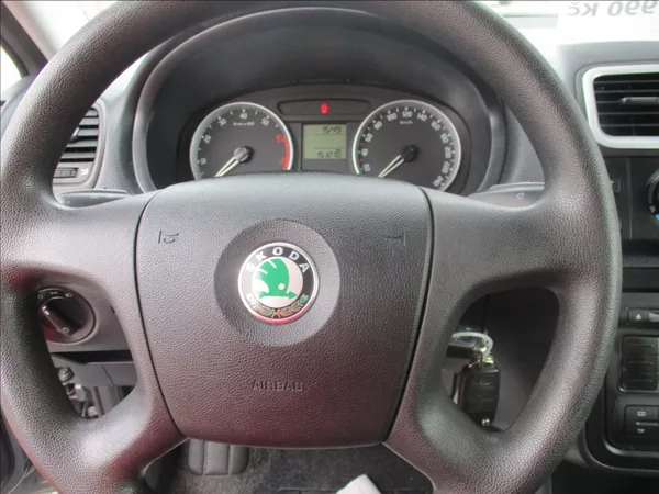 Škoda Fabia 1,4 i 16V, klima, ABS, ESP, - foto 17