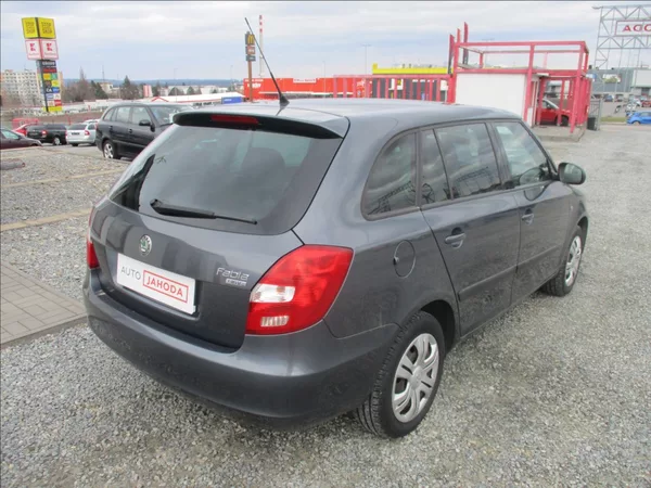 Škoda Fabia 1,4 i 16V, klima, ABS, ESP, - foto 8