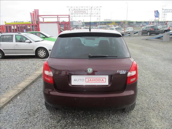 Škoda Fabia 1,2 TSI, digi klima, serviska, - foto 7
