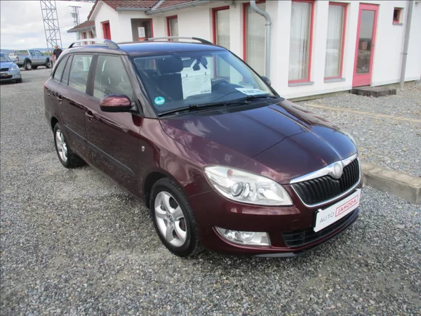 Škoda Fabia 1,2 i, klimatizace, 1.maj,