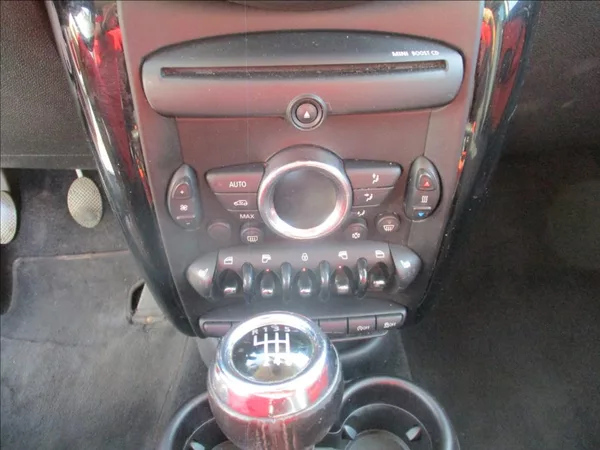 Mini Countryman 1,6 D,aut.klima,serv.kniha, - foto 16