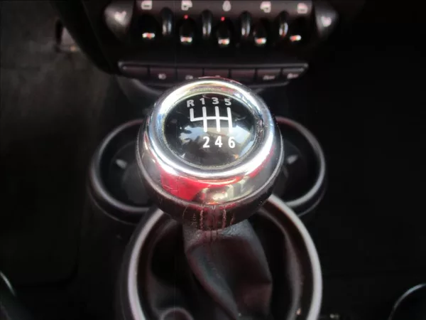 Mini Countryman 1,6 D,aut.klima,serv.kniha, - foto 17