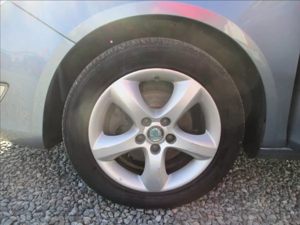Škoda Fabia 1,2 TSI Elegance,klima,servis,