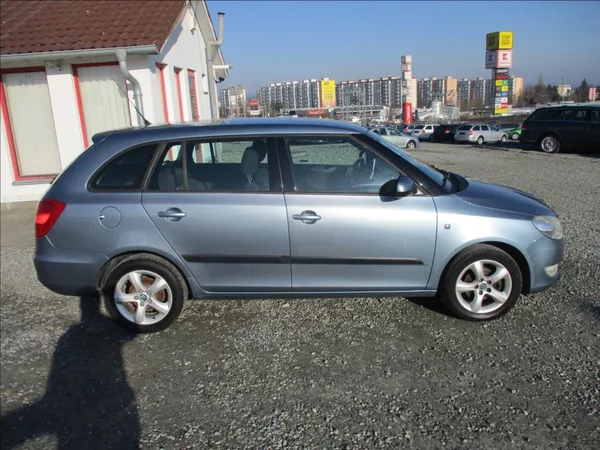 Škoda Fabia 1,2 TSI Elegance,klima,servis,