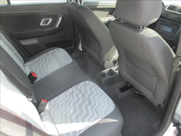 Škoda Fabia 1,4 i 16v, aut. klima, - foto 11
