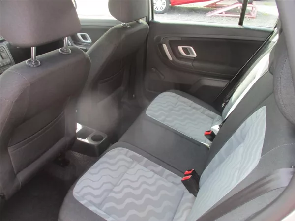 Škoda Fabia 1,4 i 16v, aut. klima, - foto 14