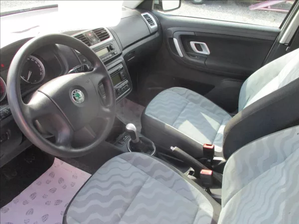 Škoda Fabia 1,4 i 16v, aut. klima, - foto 17