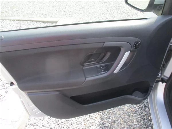 Škoda Fabia 1,4 i 16v, aut. klima, - foto 18