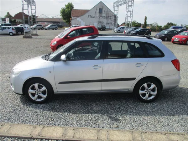 Škoda Fabia 1,4 i 16v, aut. klima, - foto 8