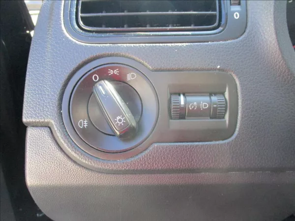 Volkswagen Polo 1,2 i, klimatizace, ABS,ASR, - foto 27