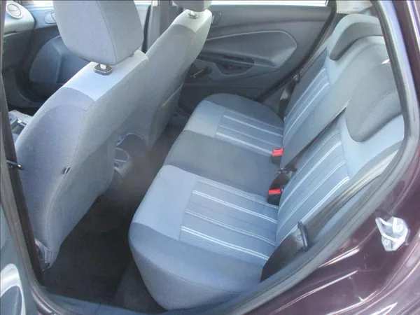 Ford Fiesta 1,3 i, klimatizace, - foto 10