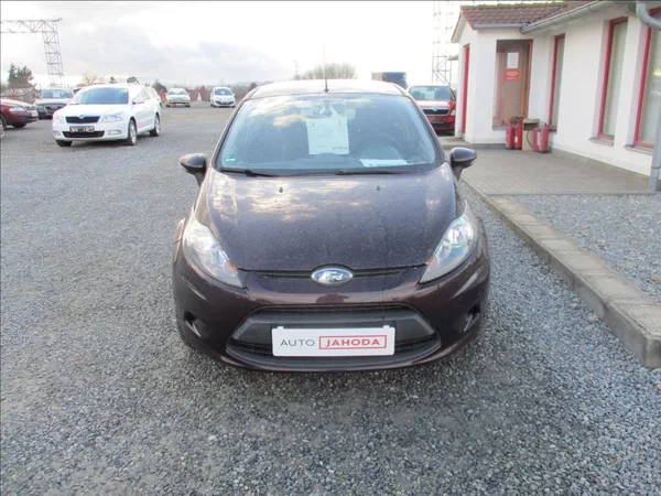 Ford Fiesta 1,3 i, klimatizace, - foto 2