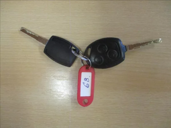 Ford Fiesta 1,3 i, klimatizace, - foto 21