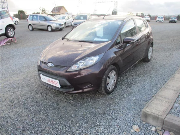 Ford Fiesta 1,3 i, klimatizace, - foto 3