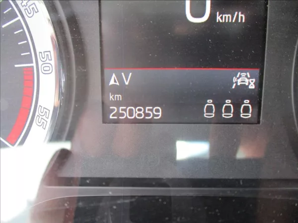 Škoda Kodiaq 2,0 TDI Style, DSG,4x4,servis, - foto 14