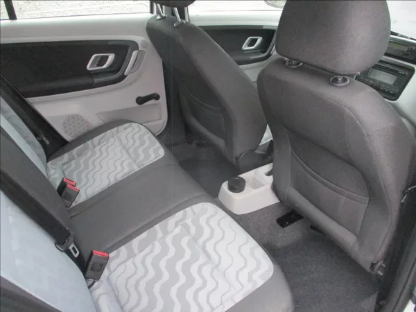 Škoda Fabia 1,2 i, digiklima, serviska, - foto 11