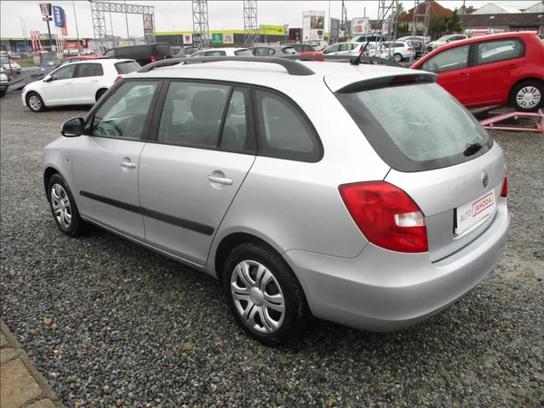Škoda Fabia 1,2 i, digiklima, serviska, - foto 7