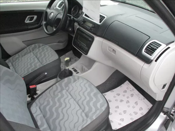 Škoda Fabia 1,2 i, digiklima, serviska, - foto 9