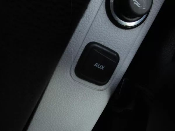 Škoda Fabia 1,2 TSI, digiklima,serviska, - foto 13