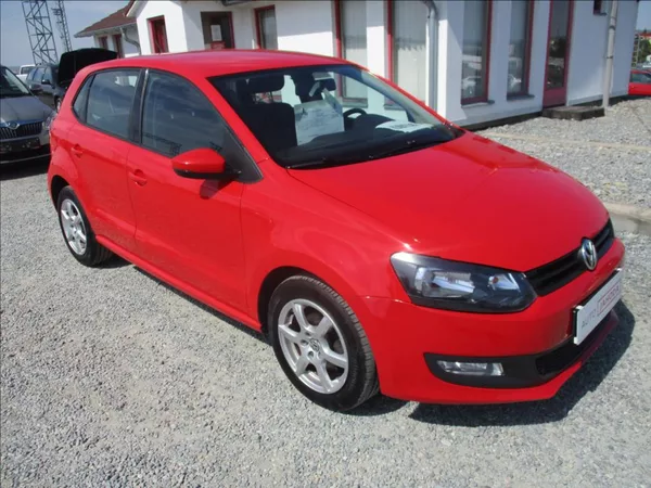 Volkswagen Polo 1,2 TSi, klima, serv. kniha,