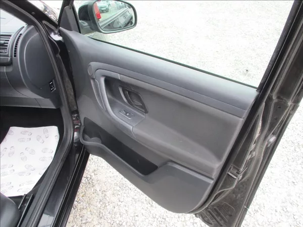 Škoda Fabia 1,2 TSI, aut.klima,serv.kniha, - foto 10