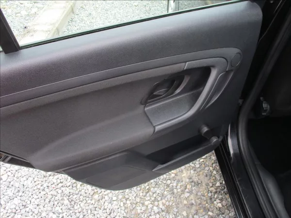 Škoda Fabia 1,2 TSI, aut.klima,serv.kniha, - foto 15