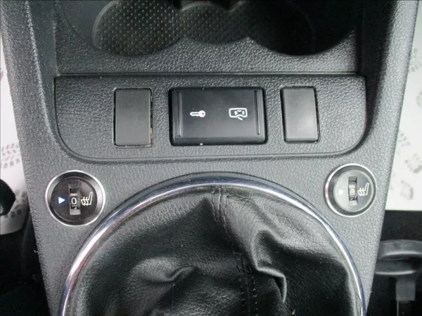 Škoda Fabia 1,2 TSI, aut.klima,serv.kniha, - foto 22
