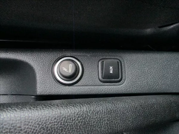 Škoda Fabia 1,2 TSI, aut.klima,serv.kniha, - foto 23