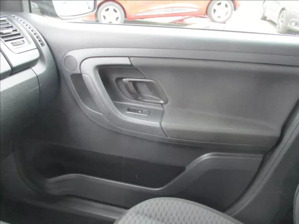 Škoda Fabia 1,2 TSI, aut.klima,serv.kniha, - foto 24