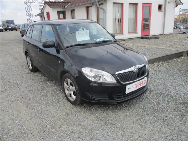 Škoda Fabia 1,2 TSi,klima,serv.kniha,