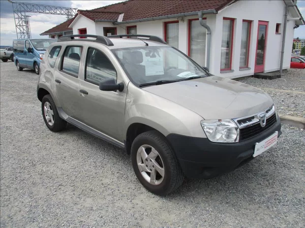 Dacia Duster 1,6 i 16V, servis,klimatizace,
