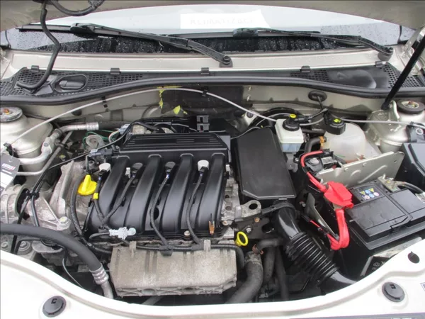 Dacia Duster 1,6 i 16V, servis,klimatizace, - foto 25