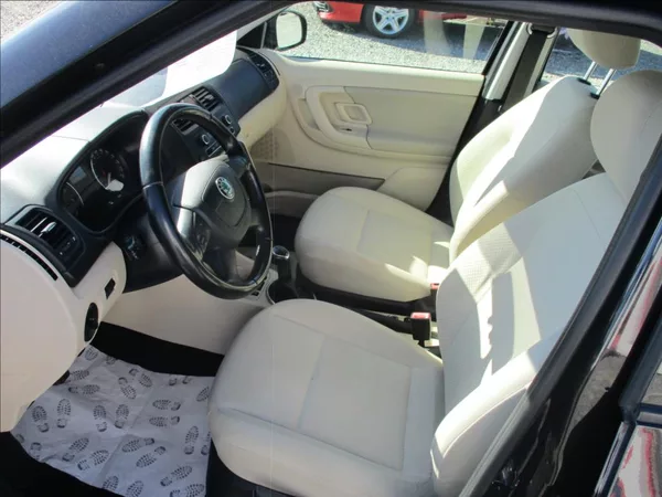 Škoda Fabia 1,2 TSI, Elegance,klima,servis - foto 13