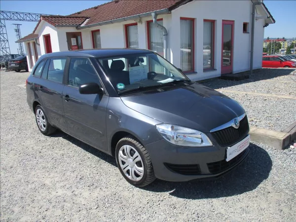 Škoda Fabia 1,2 TSI, 77kW, klima, tažné,