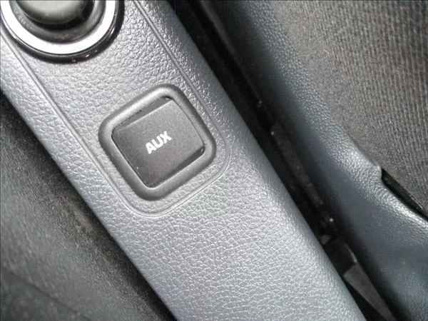 Škoda Fabia 1,2 i,klima,serv.kniha, - foto 24