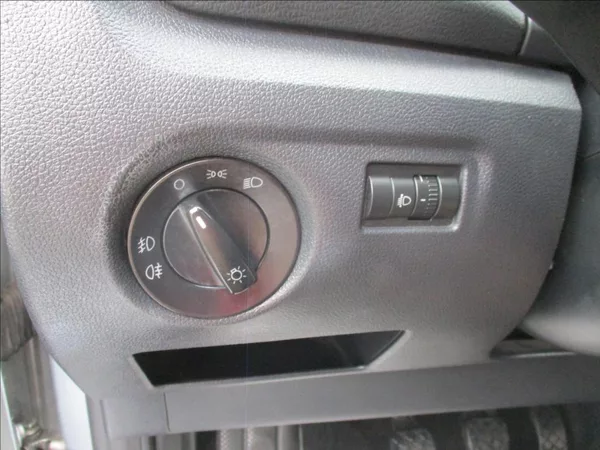 Škoda Fabia 1,2 i,klima,serv.kniha, - foto 25