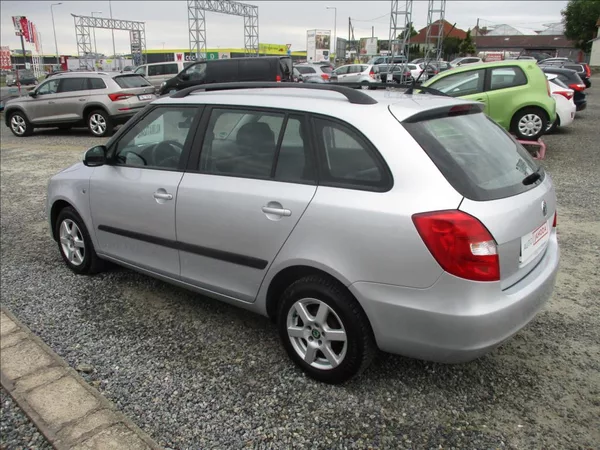 Škoda Fabia 1,2 i,klima,serv.kniha, - foto 7