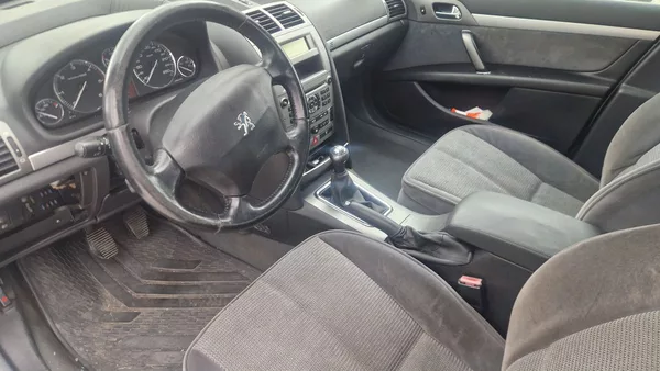 Peugeot 407 1,6 HDi - foto 6
