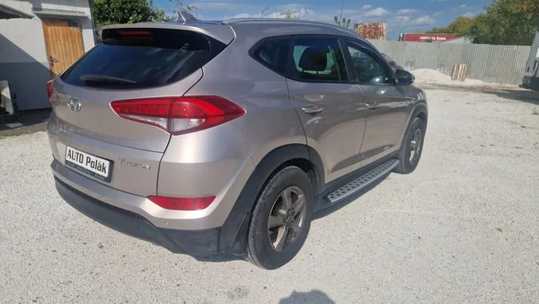 Hyundai Tucson 1,7 CRdi 16V - foto 6