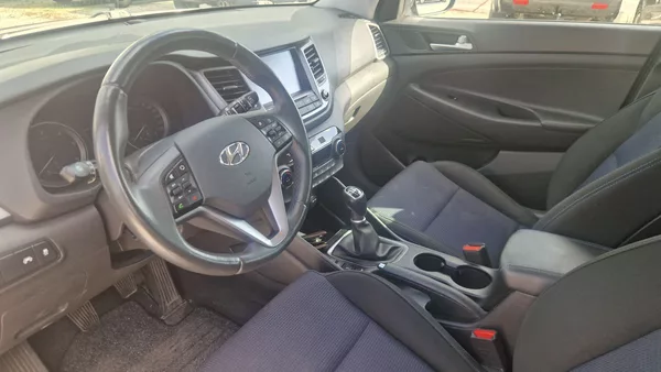 Hyundai Tucson 1,7 CRdi 16V - foto 7